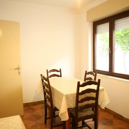 Rooms And Apartments Kurtovic Donji Seget Exterior photo