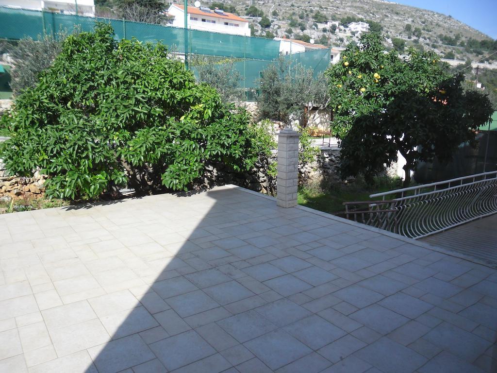 Rooms And Apartments Kurtovic Donji Seget Exterior photo