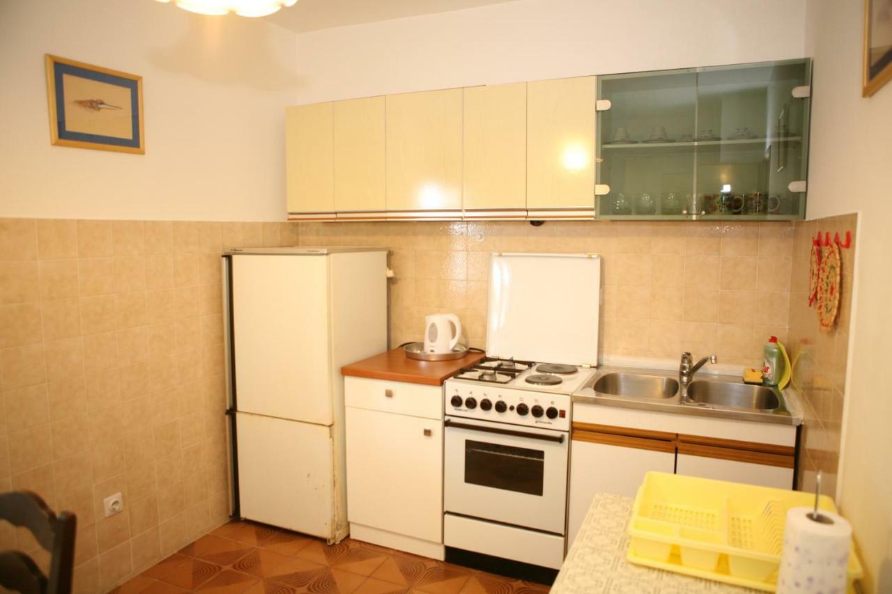 Rooms And Apartments Kurtovic Donji Seget Exterior photo