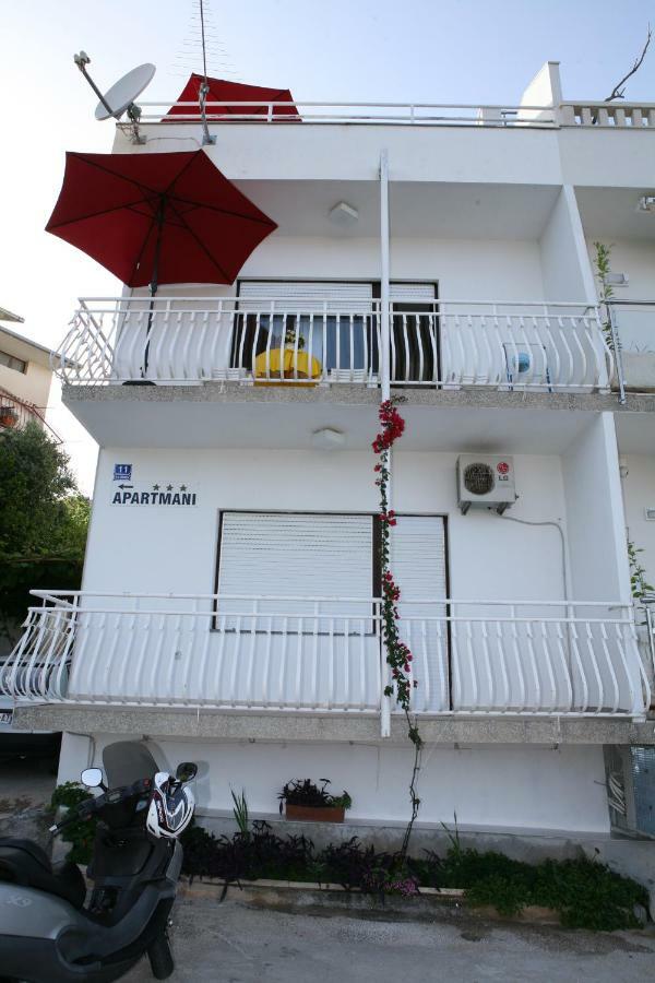 Rooms And Apartments Kurtovic Donji Seget Exterior photo