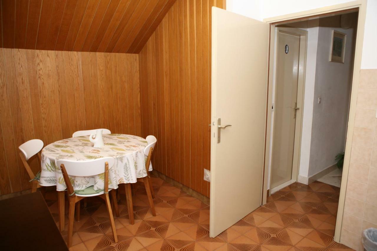 Rooms And Apartments Kurtovic Donji Seget Exterior photo