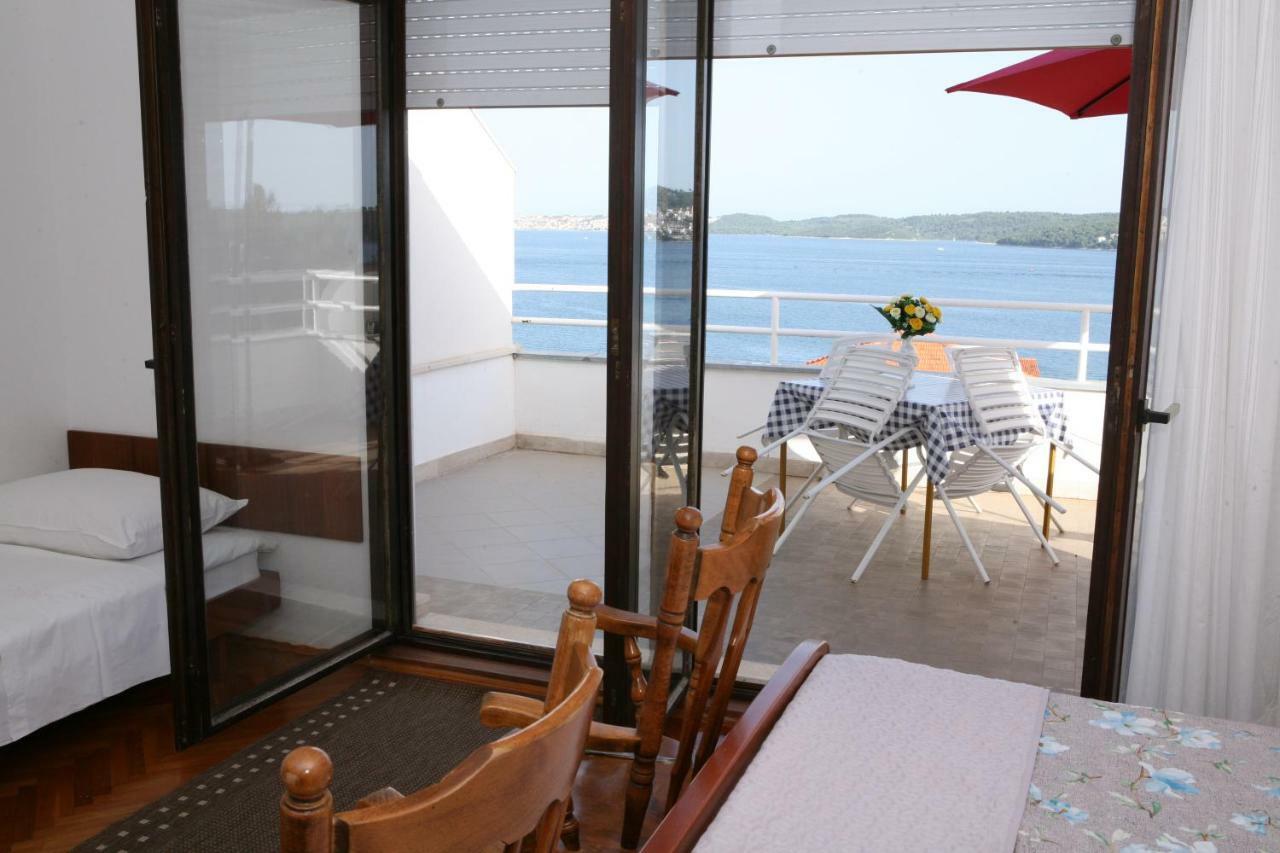 Rooms And Apartments Kurtovic Donji Seget Exterior photo